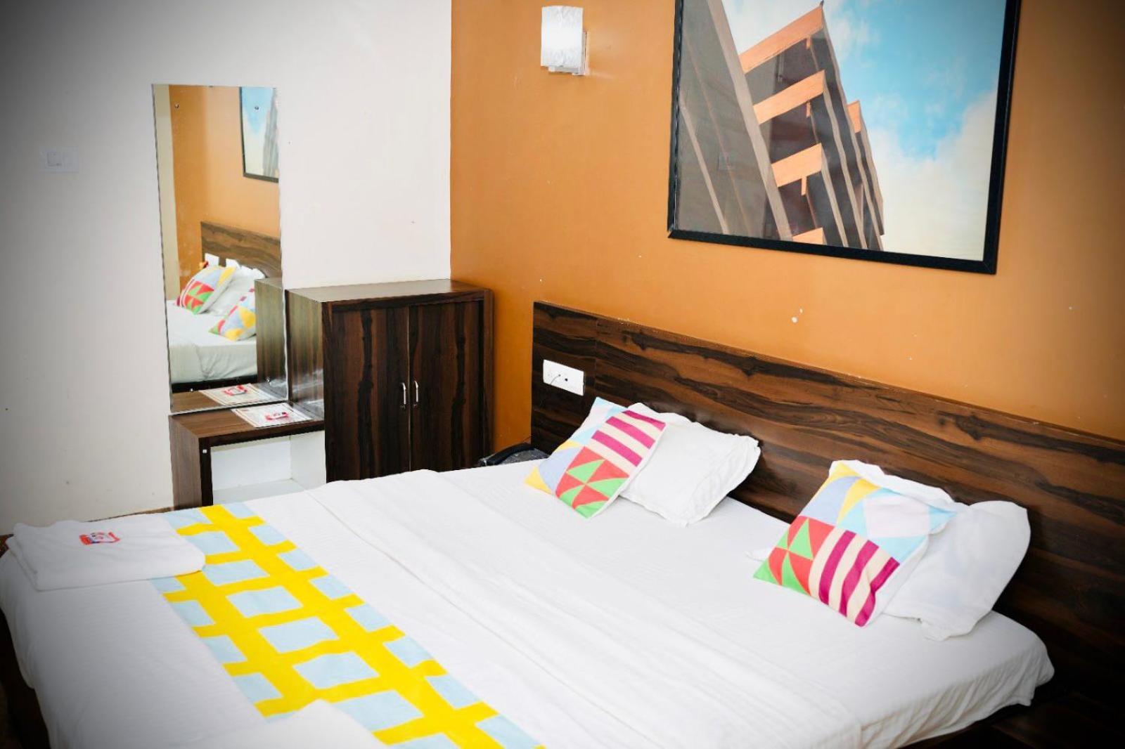 Karla Retreat Resort Lonavala Extérieur photo